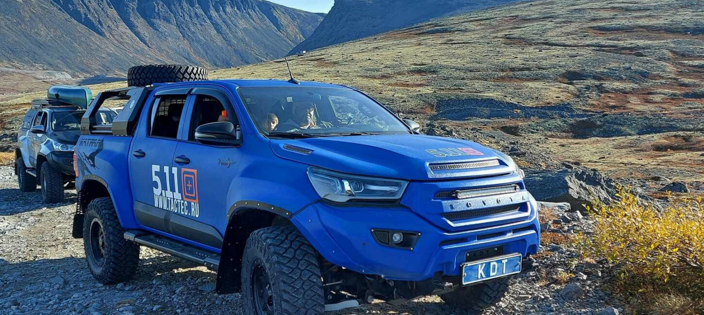 Передний бампер усиленный с местом под лебедку - Силовые бамперы - TOYOTA - Toyota Hilux