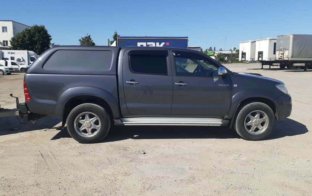 Кунг на TOYOTA HILUX 2006-2014 в цвет без остекления - Кунги - TOYOTA - Toyota Hilux