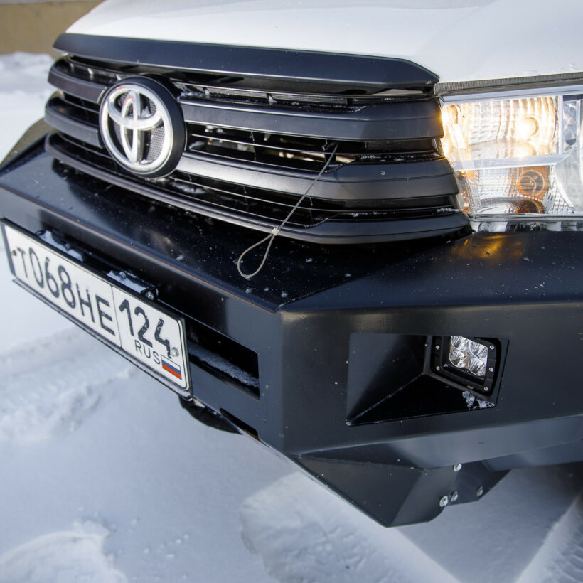 Бампер силовой передний Toyota Hilux 2015+ - Силовые бамперы - TOYOTA - Toyota Hilux