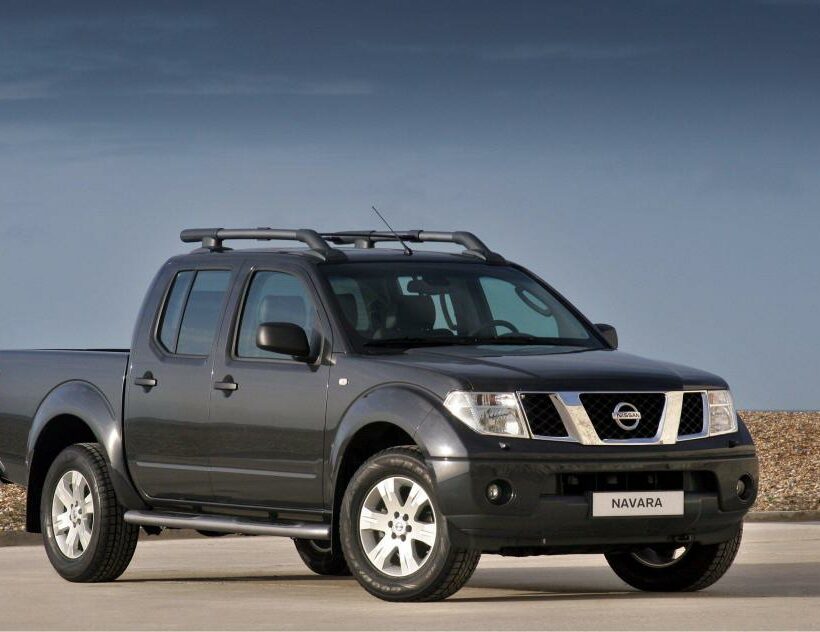 Пороги силовые Nissan Navara цельная ступень - Силовые пороги