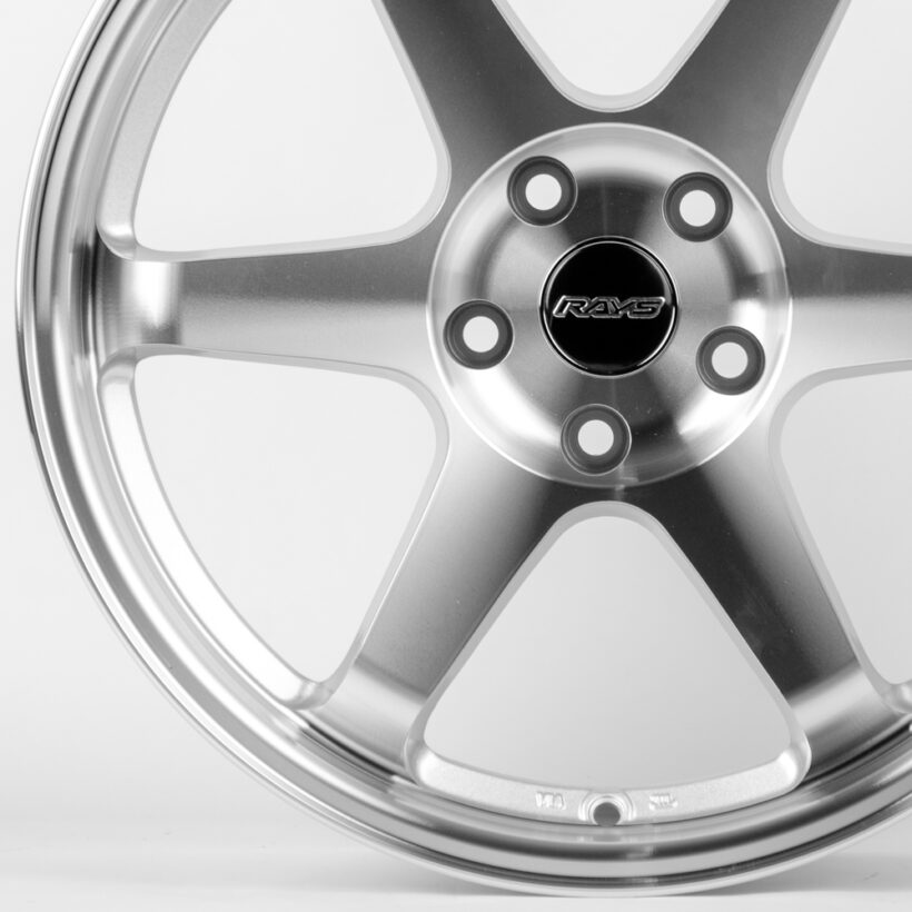 Литые диски 80444 Rays JT101-DS194 18 J9.5 ET22 5x114.3 73,1 серебро - Диски