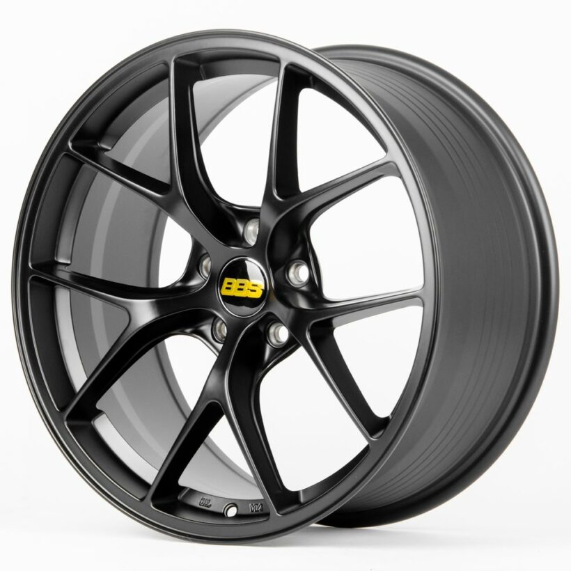 Литые диски 80526 BBS DQ002-SL052 18 J8,5 ET38 5x114,3 73,1 чёрный матовый - Диски