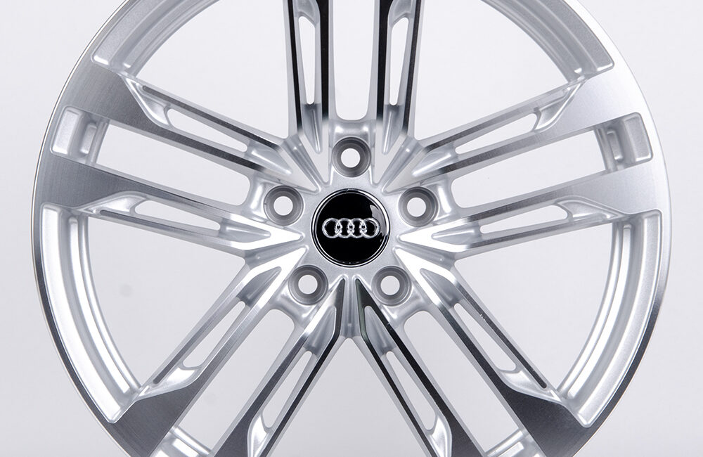 Литые диски 80867 Audi 5565X-SB406 19 J8,5 ET35 5x112 66,45 серебро + полированные спицы - Диски
