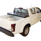 Жесткая трехсекционная крышка Isuzu D-Max (2021+) - Крышки и тенты кузова - ISUZU - Isuzu D-max
