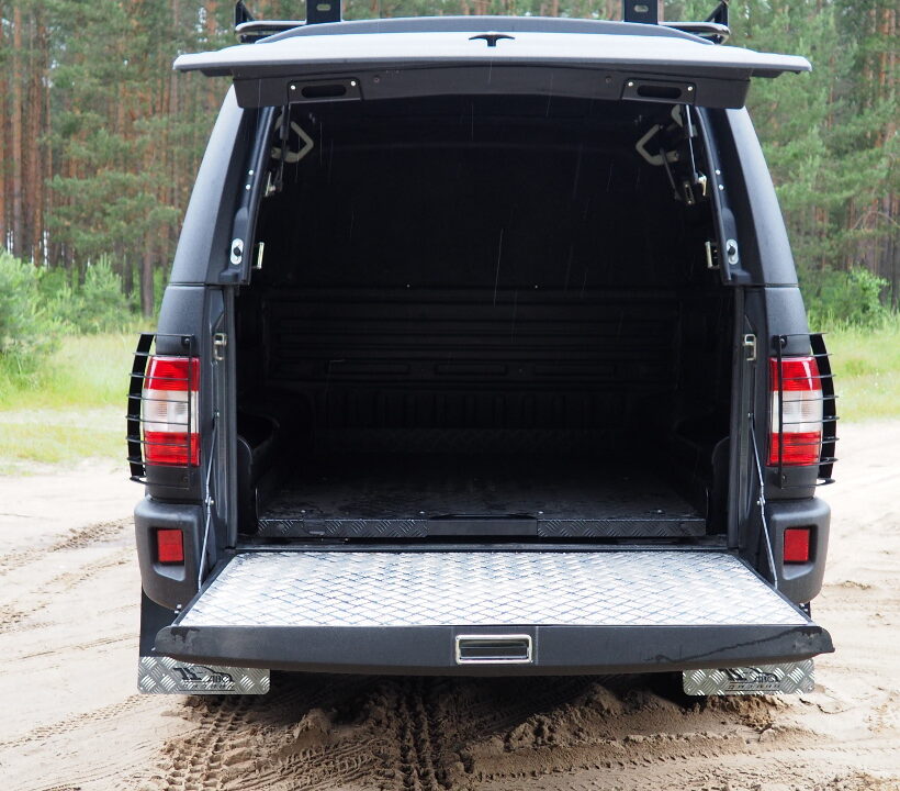 Платформа грузовая выкатная UAZ Pickup (УАЗ Пикап) 2010- - Выкатные платформы