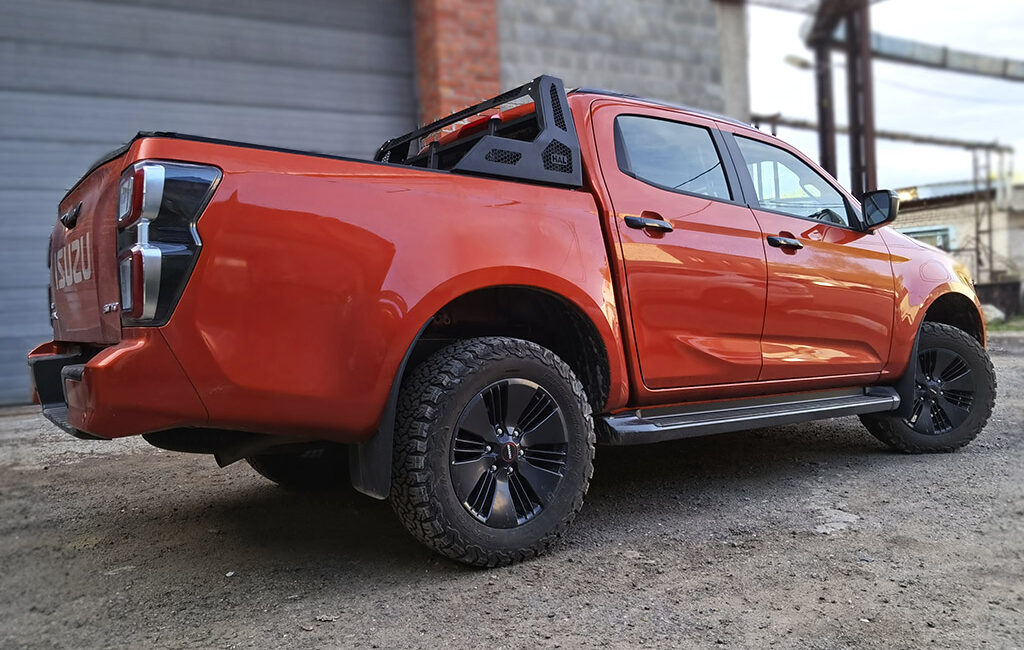 Дуга широкая с защитой стекла HAL PRO Isuzu D-Max - Дуги в кузов