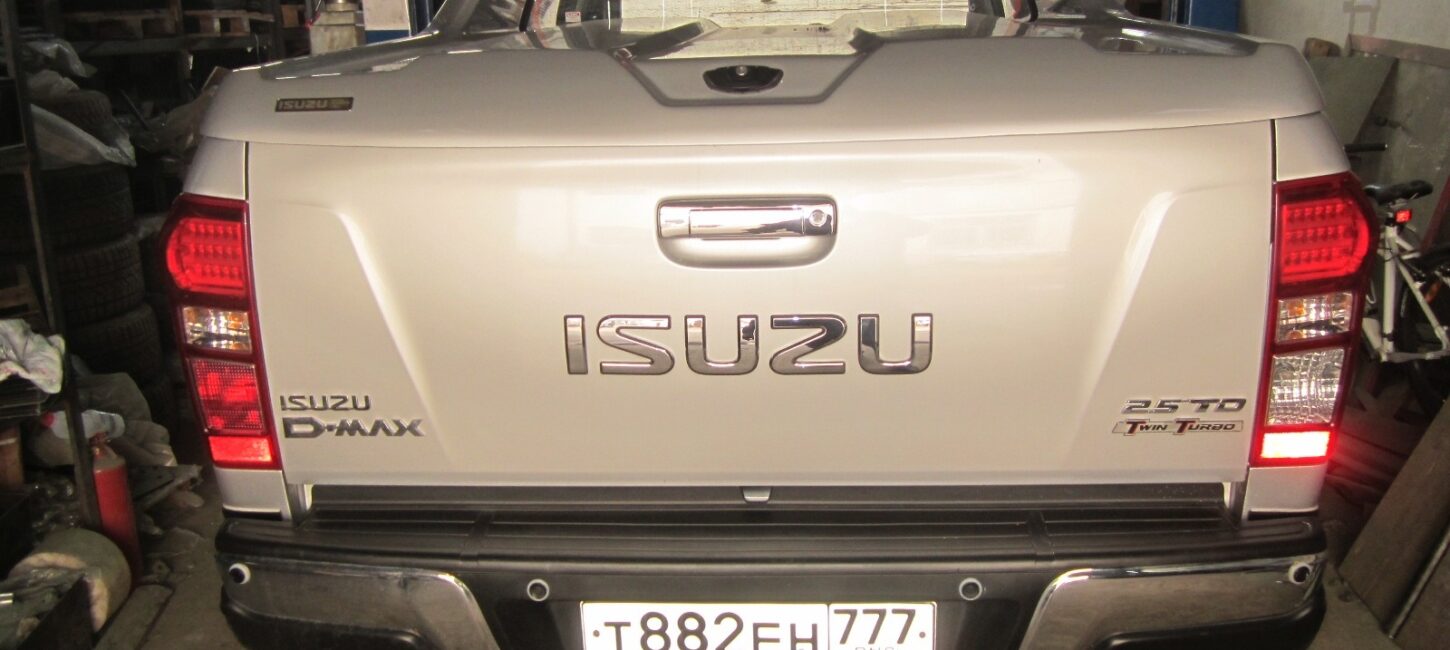 ТСУ (фаркоп) Isuzu D-Max II (2012-2020) - Фаркопы - ISUZU - Isuzu D-max