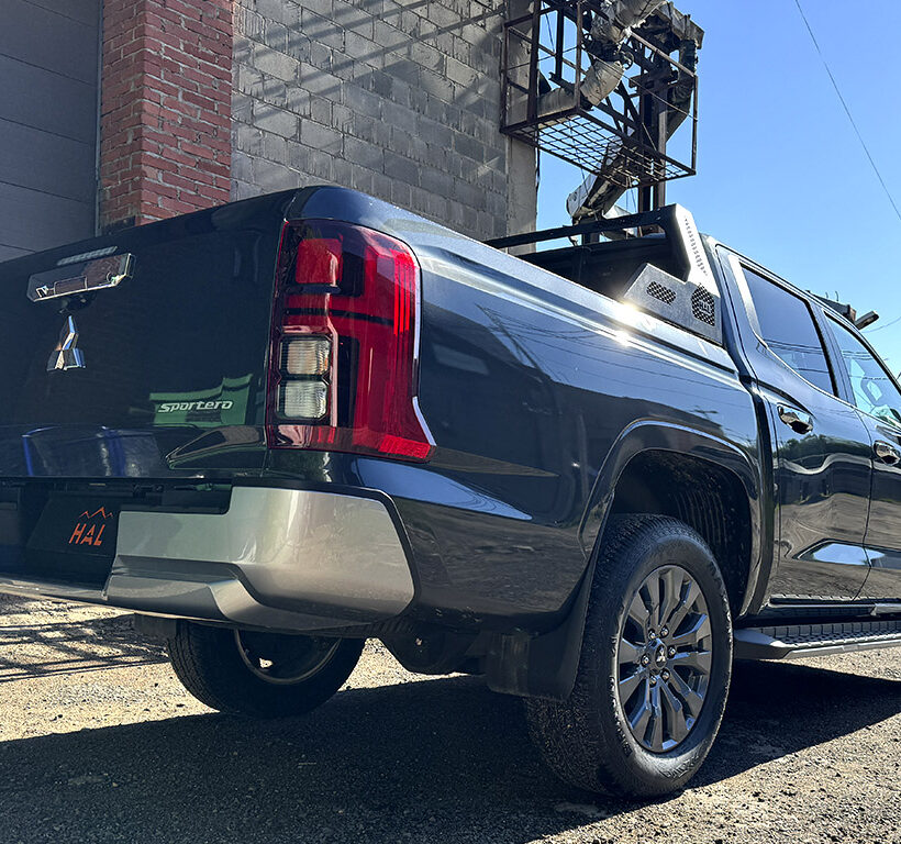 Дуга широкая с защитой стекла HAL PRO для Mitsubishi L200 - Дуги в кузов