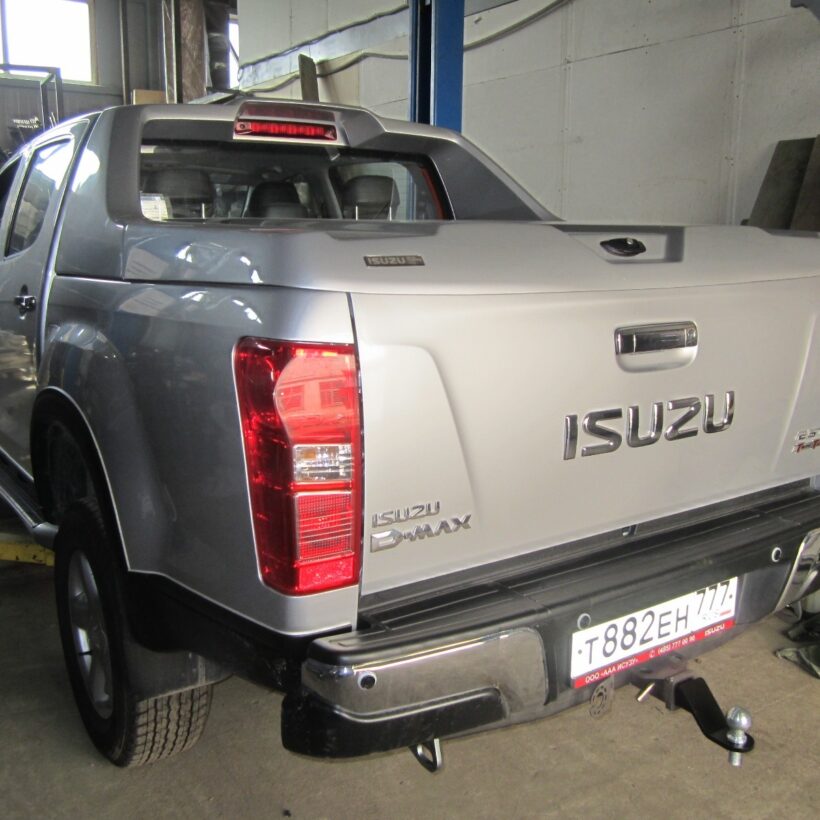 ТСУ (фаркоп) Isuzu D-Max II (2012-2020) - Фаркопы - ISUZU - Isuzu D-max