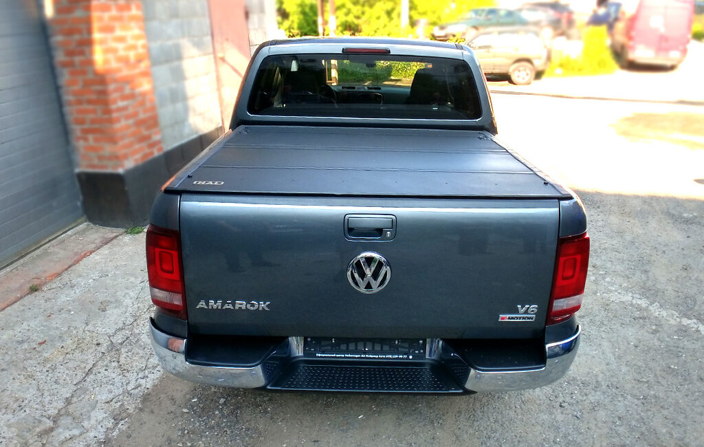 Жесткая четырехсекционная крышка HAL Volkswagen Amarok l (2011+) (STANDART) - Крышки и тенты кузова - VOLKSWAGEN - Volkswagen Amarok