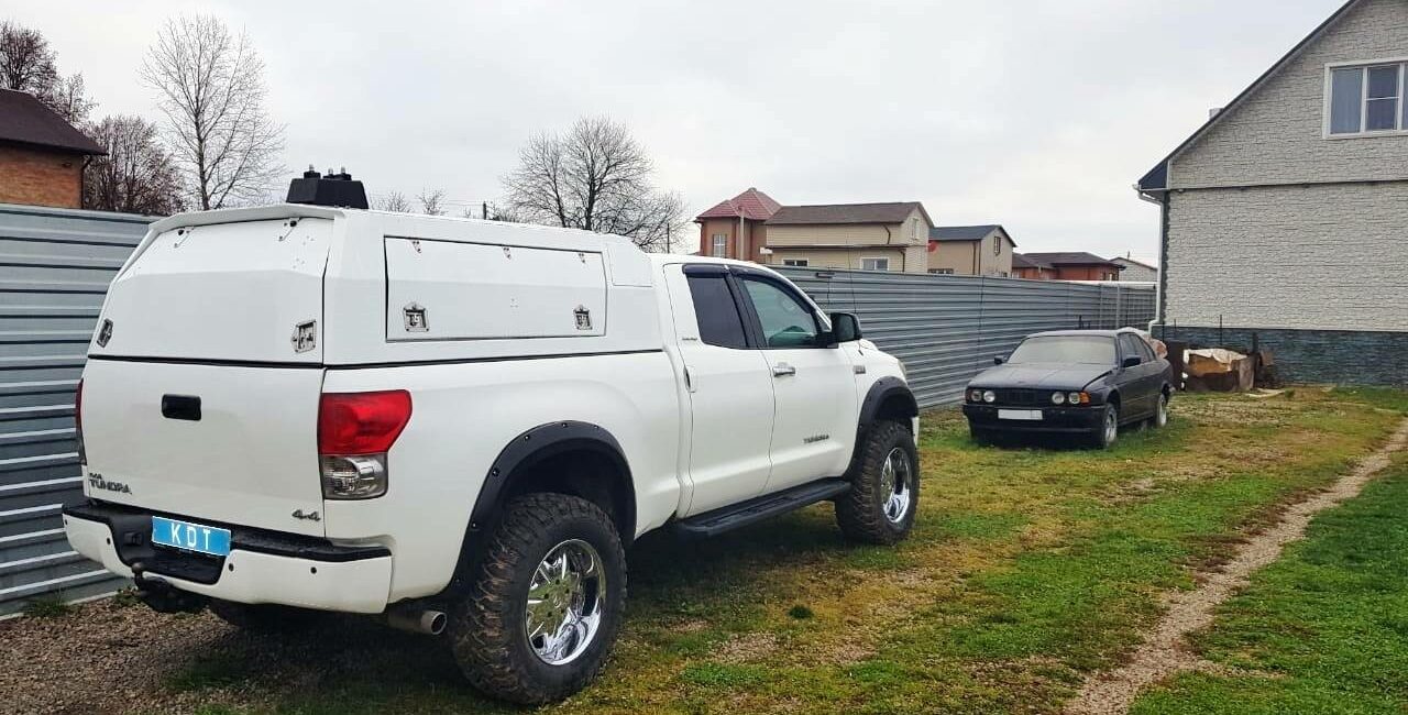 Кунг экспедиционный увеличенный трехдверный - Toyota Tundra Double Cab Long (2007-2013 г.в.) - Кунги - TOYOTA - Toyota Tundra