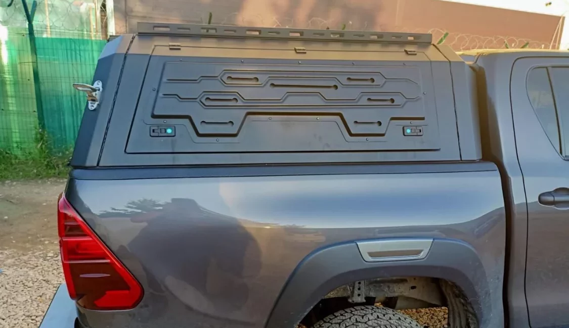 Металлический трёхдверный кунг для пикапа Toyota Hilux Revo 2015+ - Кунги - TOYOTA - Toyota Hilux