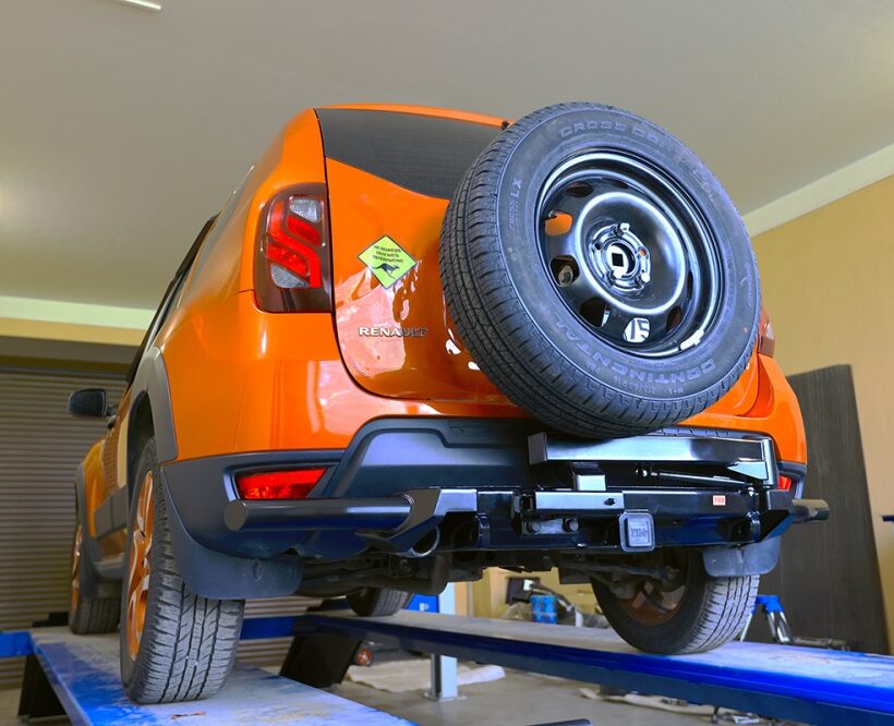 Бампер задний силовой/защита штатного бампера РИФ Renault Duster 2015-2020 c квадратом под фаркоп, калиткой, подсветкой номера - Силовые бамперы - RENAULT - Renault Duster