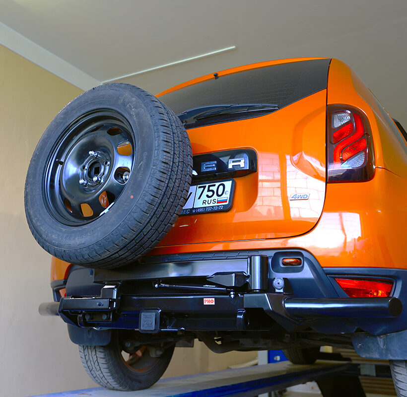Бампер задний силовой/защита штатного бампера РИФ Renault Duster 2015-2020 c квадратом под фаркоп, калиткой, подсветкой номера - Силовые бамперы - RENAULT - Renault Duster