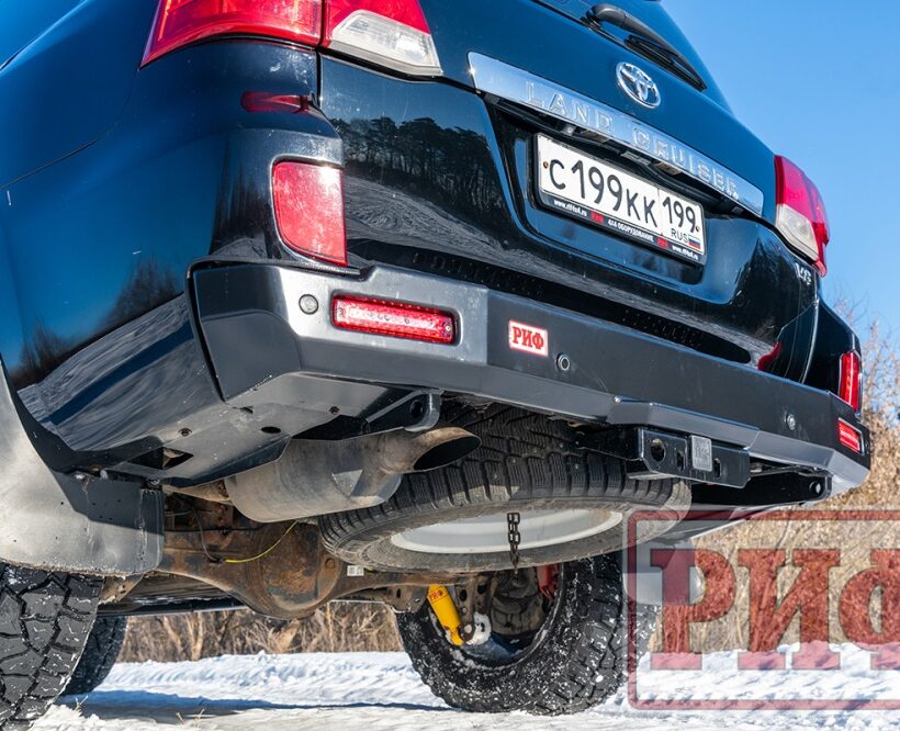 Бампер РИФ силовой задний Toyota Land Cruiser 200 2007-2012 с квадратом под фаркоп и фонарями, стандарт - Силовые бамперы - TOYOTA - Toyota Land Cruiser
