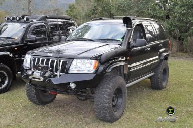 Силовой бампер передний Jeep Grand Cherokee WJ - Силовые бамперы - JEEP