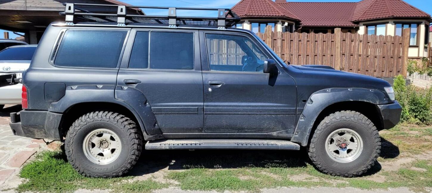 Силовые пороги листовые цельногнутые Nissan Patrol Y61 - Силовые пороги
