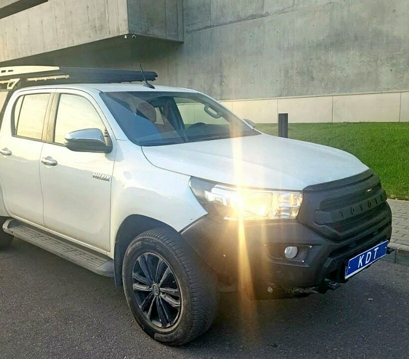 Передний бампер усиленный композитный с местом под лебедку для Toyota HILUX - Силовые бамперы - TOYOTA - Toyota Hilux