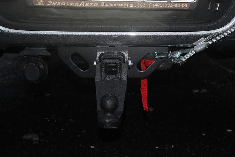 Площадка под лебедку в задний штатный бампер Toyota Tundra - Лебедки