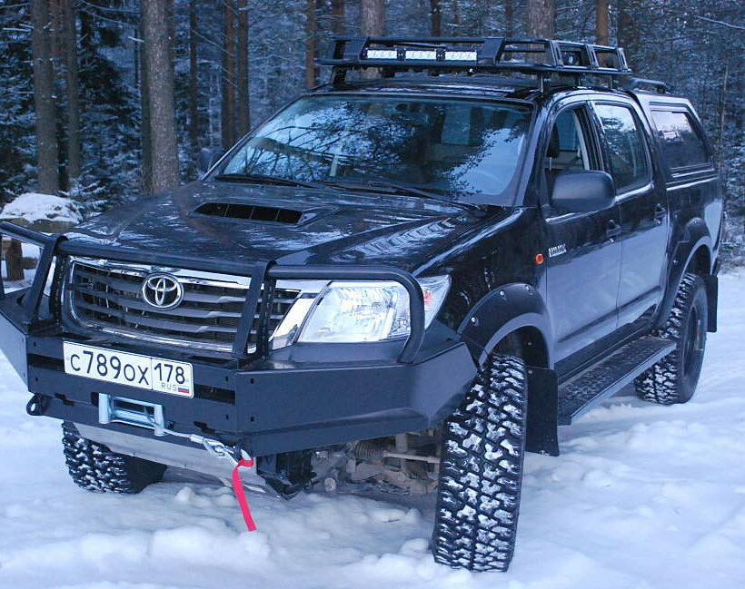 Силовые пороги Toyota Hilux - Силовые пороги