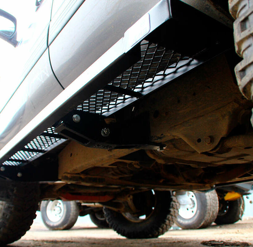 Силовые пороги Toyota Land Cruiser 100, Lexus LX 470 с гидроподвеской - Силовые пороги