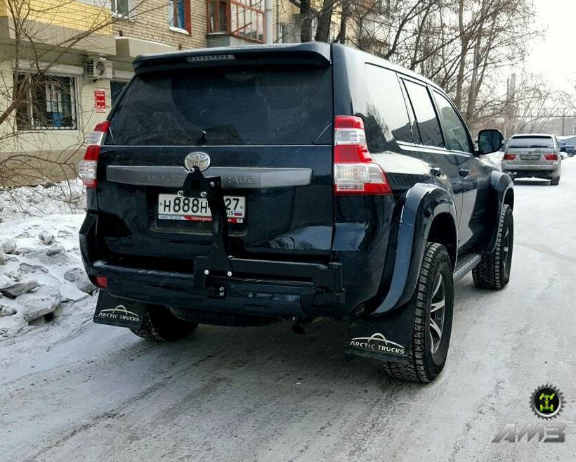 Калитка запасного колеса в штатный бампер Toyota Land Cruiser 150 - Экстерьер - TOYOTA - Toyota Land Cruiser