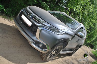 Силовая защита (юбка) переднего штатного бампера Mitsubishi Pajero Sport 3 - Экстерьер - MITSUBISHI - Mitsubishi Pajero Sport