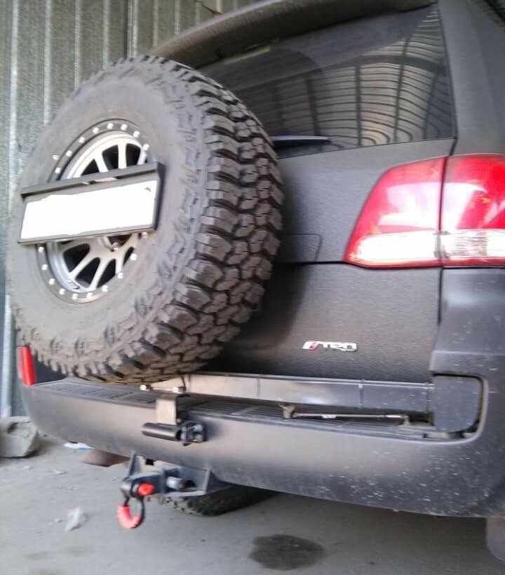 Калитка запасного колеса и площадка под лебедку в штатный бампер Toyota Land Cruiser 200. Комплектация 2 - Лебедки