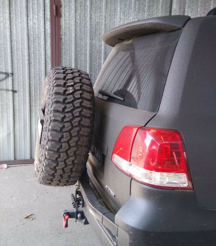 Калитка запасного колеса и площадка под лебедку в штатный бампер Toyota Land Cruiser 200. Комплектация 2 - Лебедки