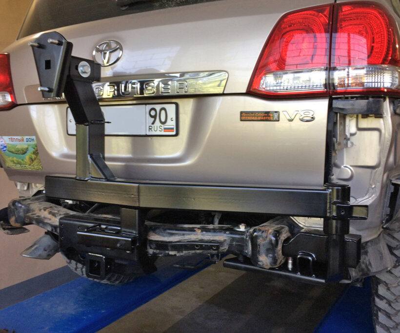 Калитка РИФ с фаркопом в штатный бампер Toyota Land Cruiser 200 2008-2015 под нештатное колесо, с подсветкой номера - Экстерьер - TOYOTA - Toyota Land Cruiser