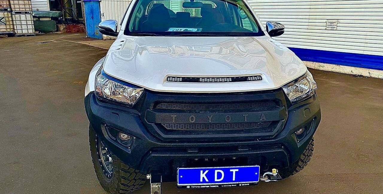 Передний бампер усиленный композитный с местом под лебедку для Toyota HILUX - Силовые бамперы - TOYOTA - Toyota Hilux
