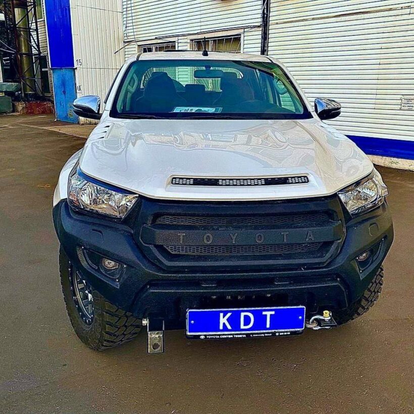 Передний бампер усиленный композитный с местом под лебедку для Toyota HILUX - Силовые бамперы - TOYOTA - Toyota Hilux