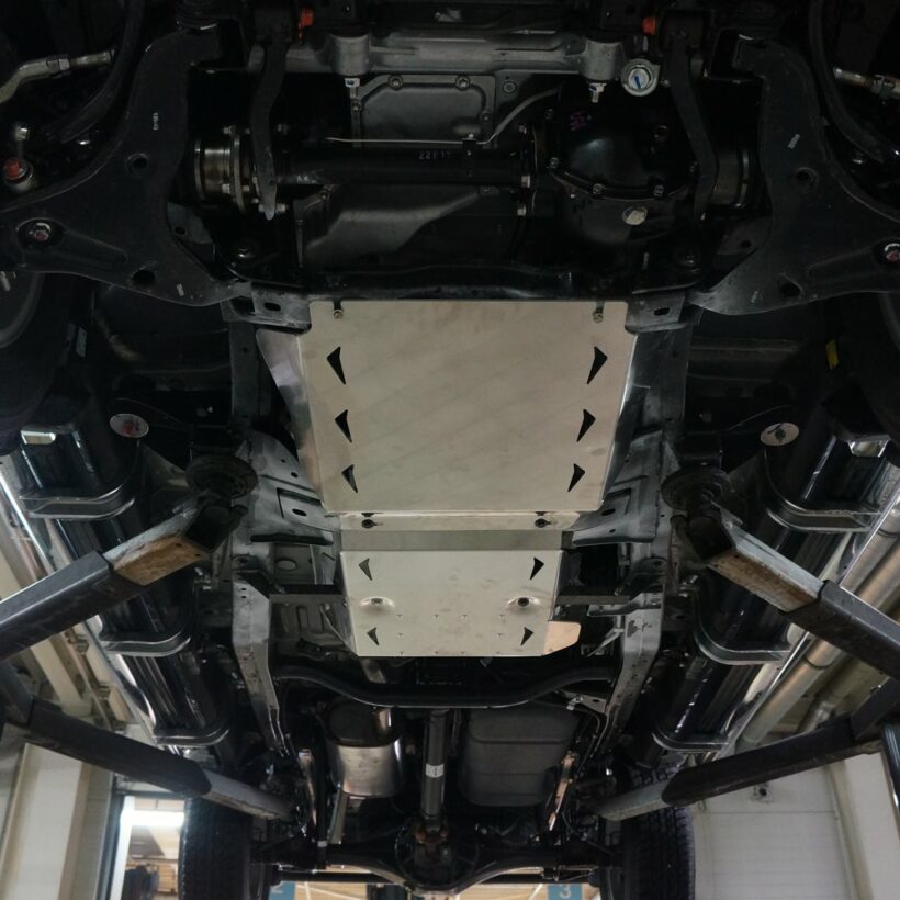 Защита КПП и РК Mitsubishi L-200, Алюминий 4 мм - Защита днища - MITSUBISHI - Mitsubishi L200