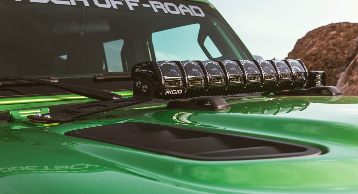 Крепление на капот для фары 20″ ADAPT (JEEP Wrangler JL ) - Экстерьер - JEEP - Jeep Gladiator