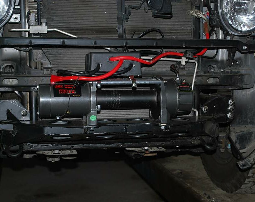 Площадка под лебедку в передний штатный бампер Toyota FJ Cusier. Комплектация № 1 - Экстерьер - TOYOTA - Toyota FJ Cruiser