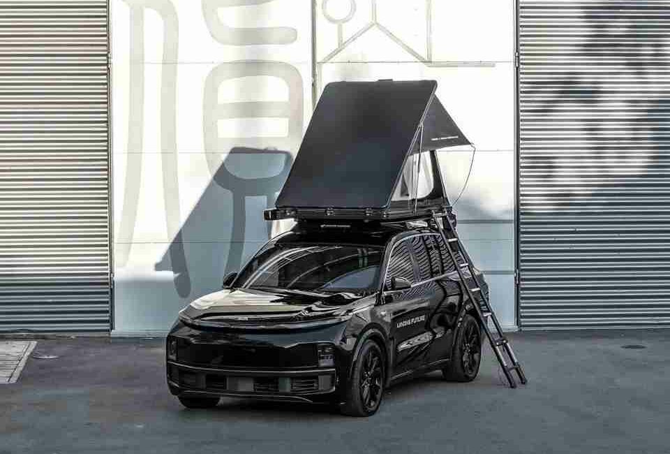 Супертонкая автопалатка в алюминиевом корпусе Arcane Warrior LANDING Ultra Slim Roof Tent (ADA co-branded) - Всё для автотуризма - FORD