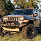 БАМПЕР СИЛОВОЙ ПЕРЕДНИЙ RIVAL АЛЮМИНИЕВЫЙ ДЛЯ JEEP WRANGLER JL ШИРОКИЙ - Силовые бамперы - JEEP - Jeep Wrangler
