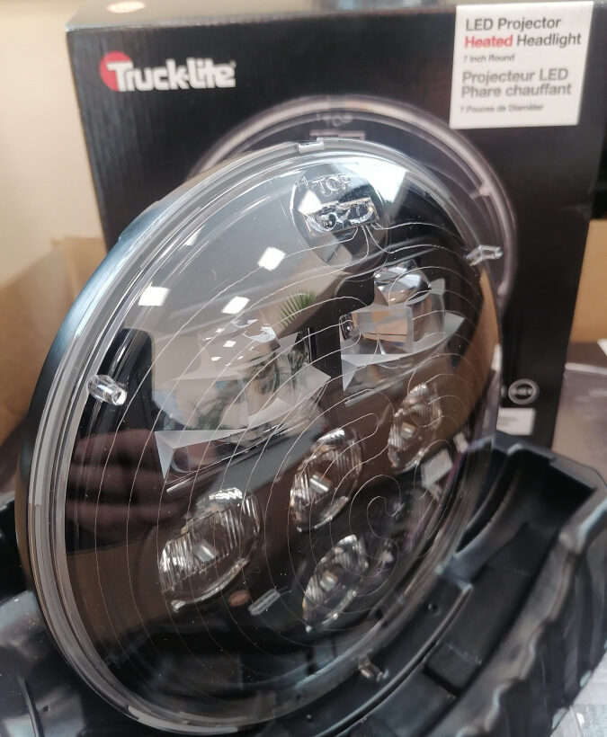 Фара головного света 7″ TruckLite Lens с подогревом (1шт.) - Доп. свет - JEEP