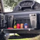 СТОЛИК НА ЗАДНЮЮ ДВЕРЬ ДЛЯ JEEP WRANGLER JL - Интерьер - JEEP - Jeep Wrangler