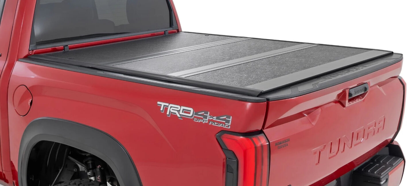 Крышка жесткая SK DELUXAUTO 4х секционная складная TOYOTA TUNDRA - Крышки и тенты кузова - TOYOTA - Toyota Tundra