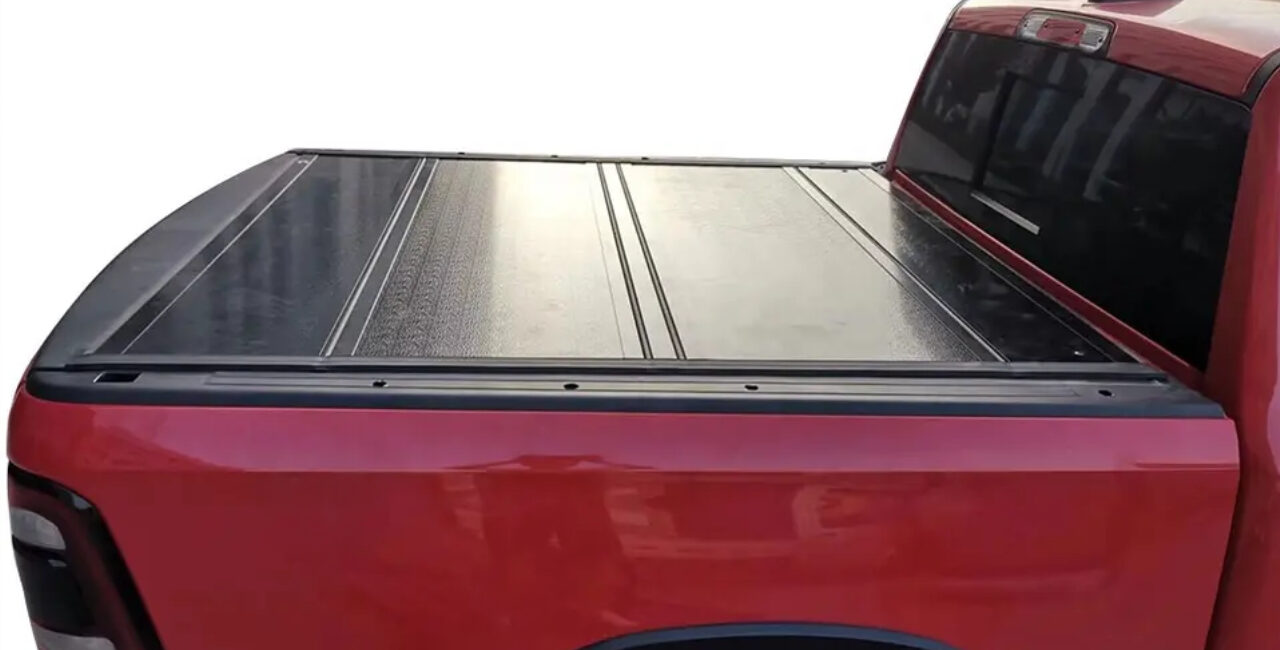 Крышка жесткая SK DELUXAUTO 4х секционная складная RAM 1500 - Крышки и тенты кузова - DODGE - Dodge Ram