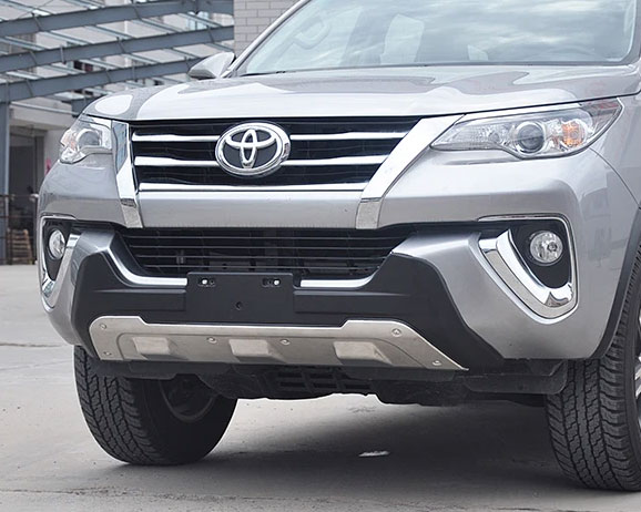 Fortuner 2015-2019 Накладка на передний бампер - Экстерьер - TOYOTA - Toyota Fortuner