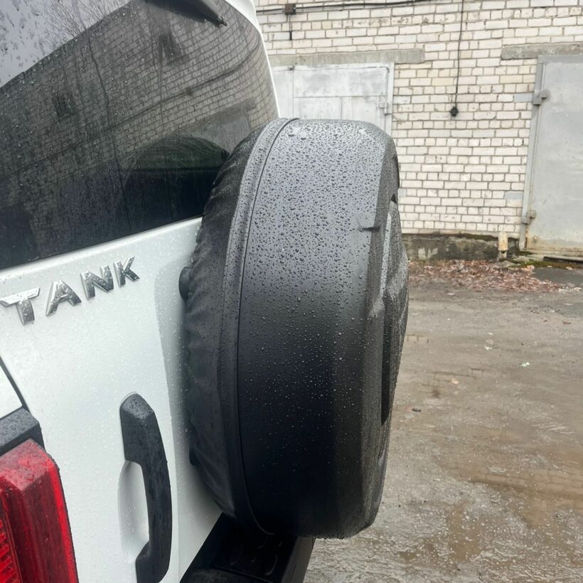 Чехол запаски пластиковый черный матовый RALEX Tank 300 - Экстерьер - TANK - TANK 300