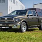 Пороги силовые BMS ALFA для Додж Рам 1500 Quad Cab 2009-2017 (2шт.) - Силовые пороги
