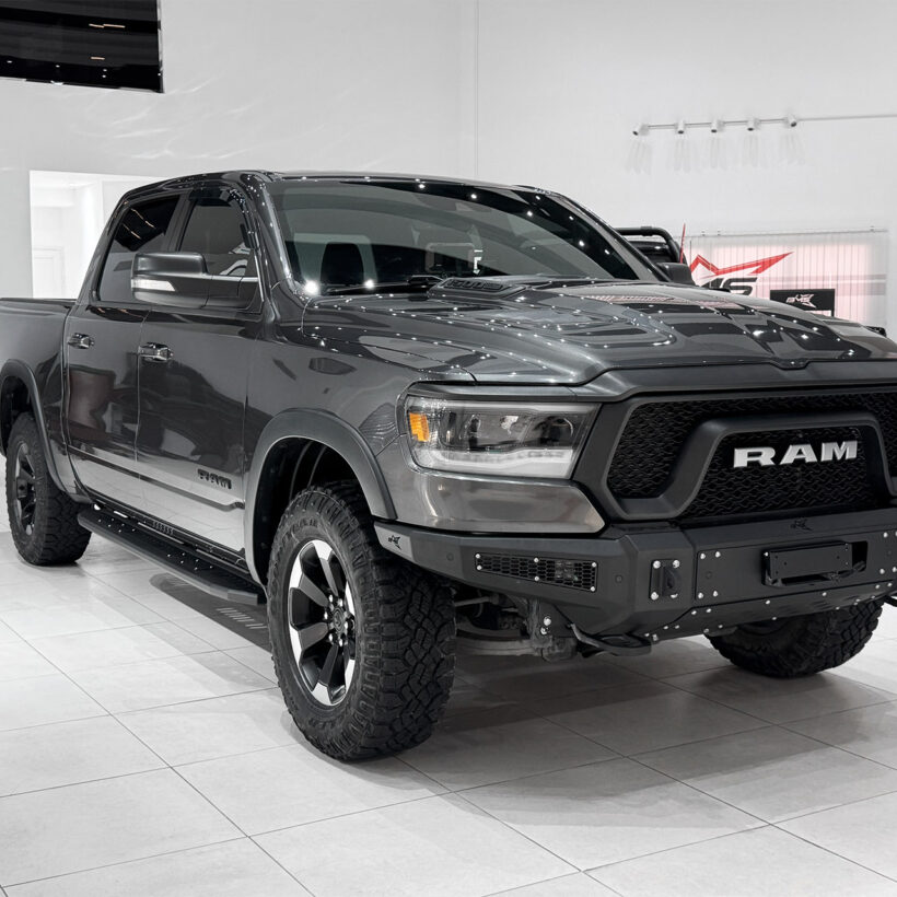 Пороги BMS Travel для Додж Рам 1500 TRX Crew Cab 2018-2025 (2шт.) - Силовые пороги