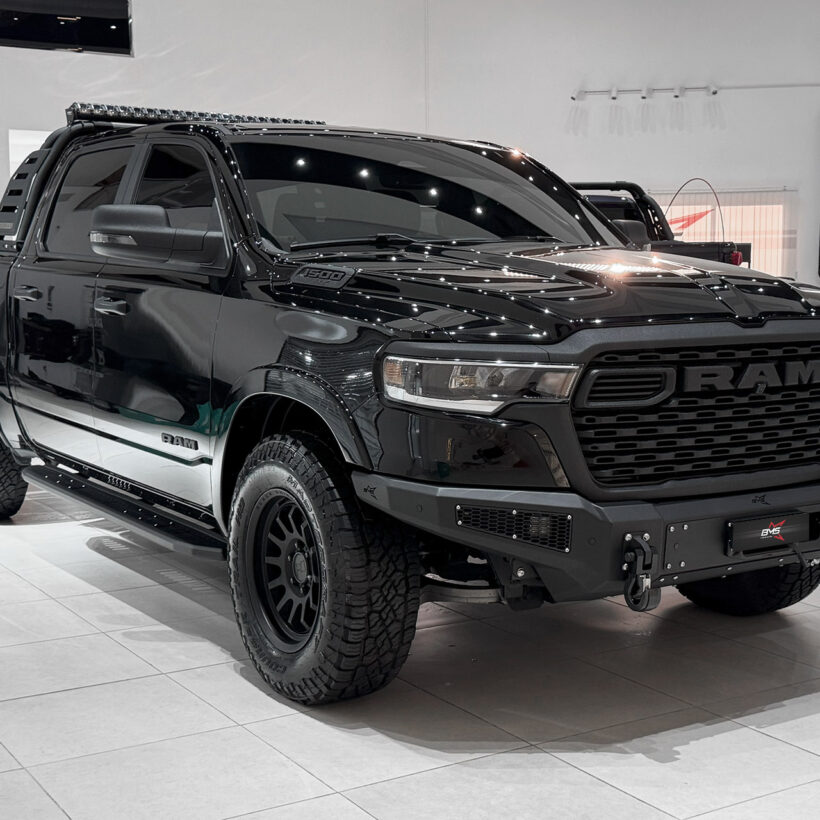 Пороги BMS Travel для Додж Рам 1500 TRX Crew Cab 2018-2025 (2шт.) - Силовые пороги